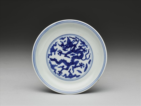 青花雲龍紋碟