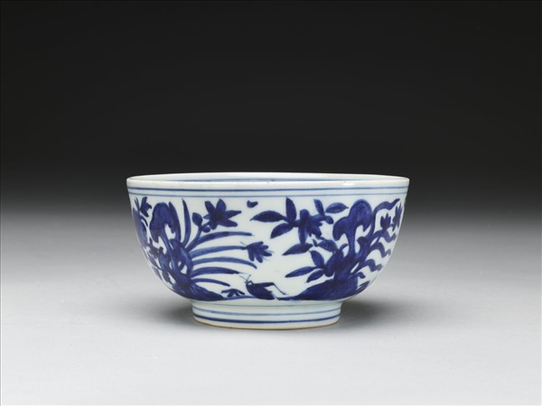 青花四季花卉紋碗