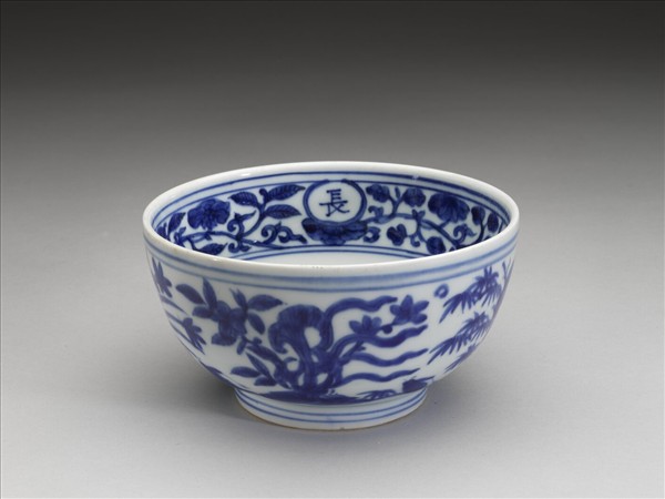 青花四季花卉紋碗
