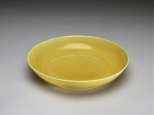 黃釉盤