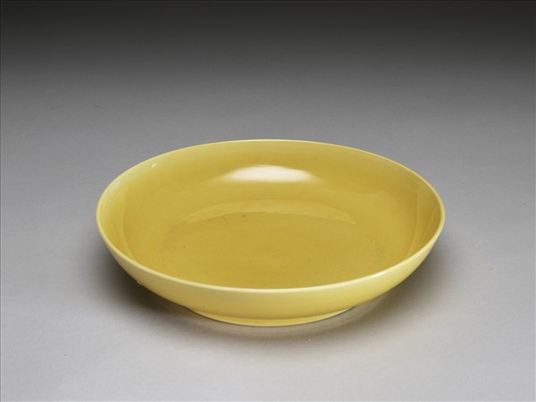 黃釉盤