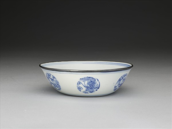 青花團鳳紋碗