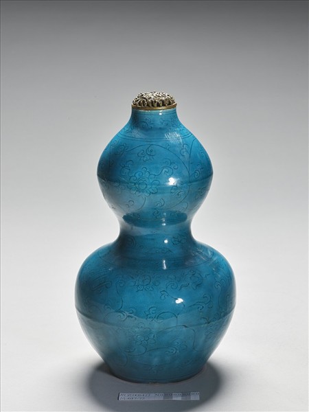 孔雀綠八寶番蓮葫蘆瓶