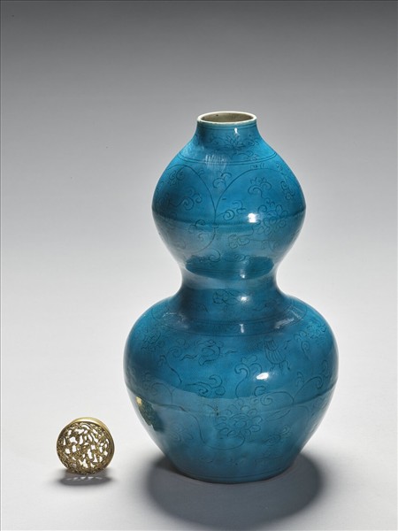 孔雀綠八寶番蓮葫蘆瓶