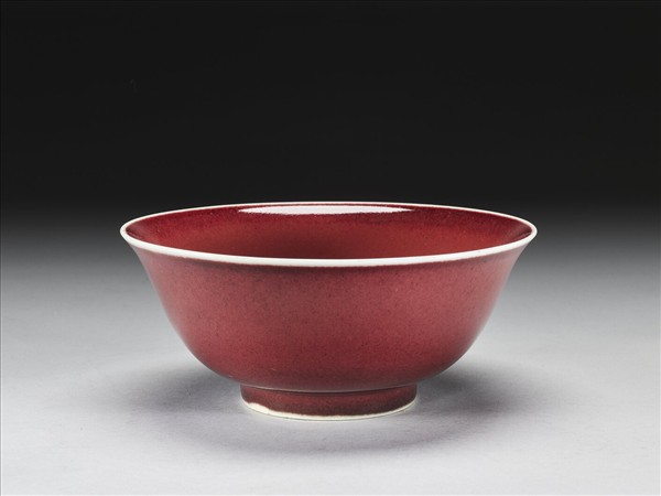 寶石紅釉碗