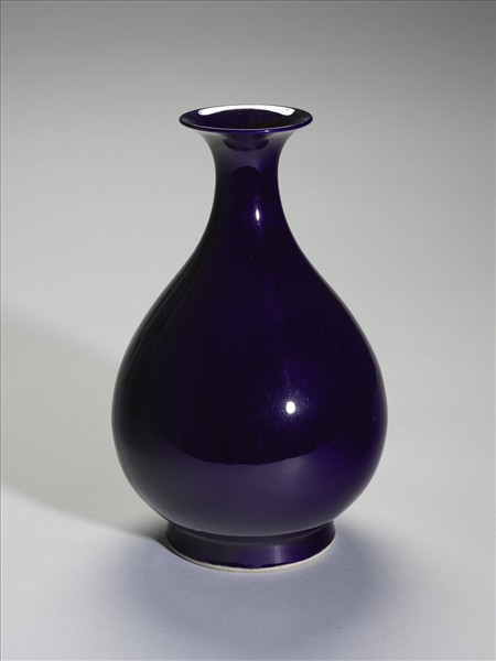 霽青釉玉壺春瓶