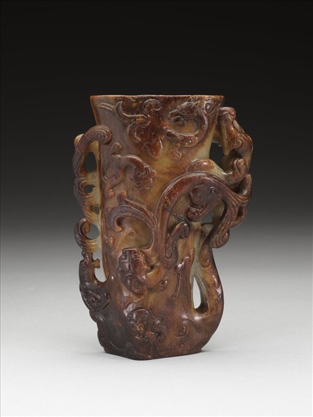 九螭角杯形花插