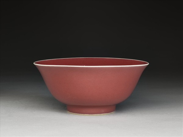 寶石紅釉碗