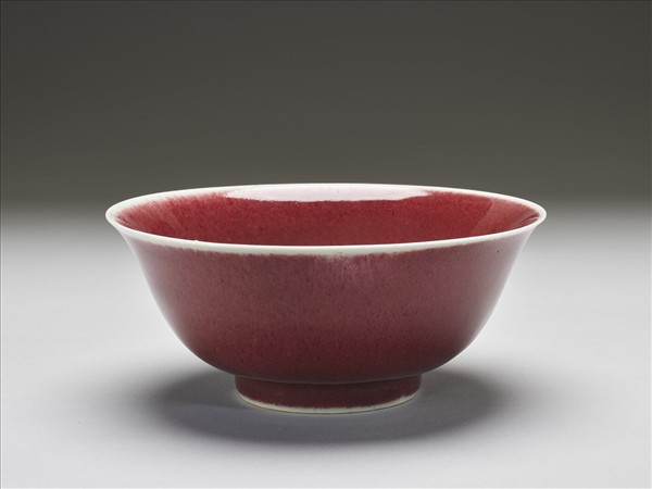 寶石紅釉碗