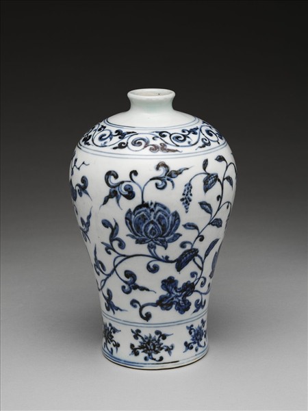 青花蓮花紋梅瓶