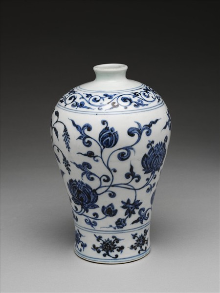 青花蓮花紋梅瓶