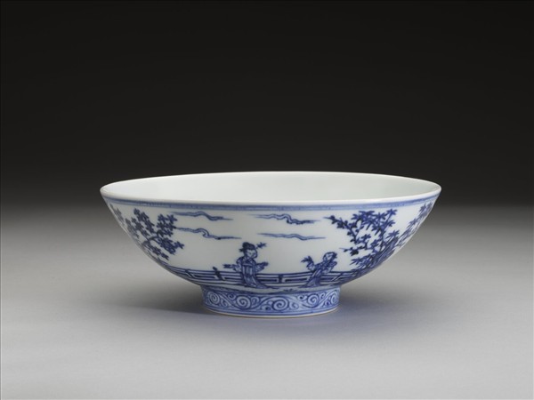 青花仕女圖碗