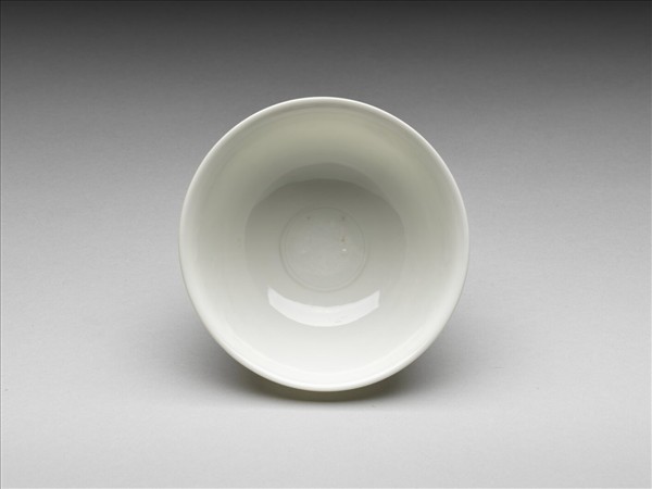 甜白半脫胎雙龍紋碗