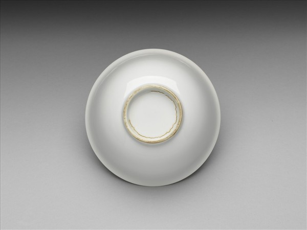 甜白半脫胎雙龍紋碗