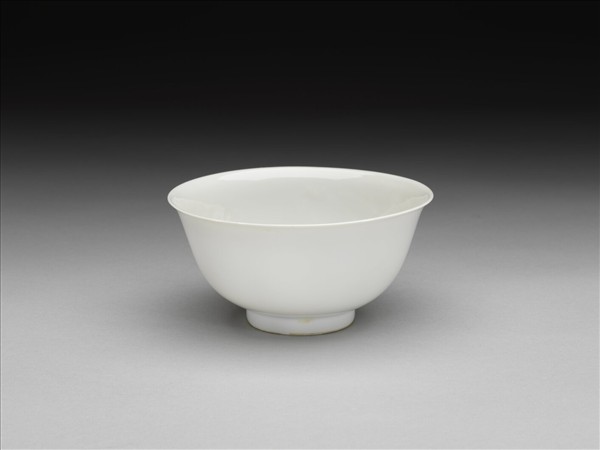 甜白半脫胎雙龍紋碗