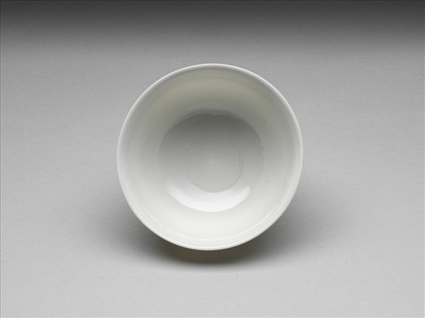 甜白半脫胎雙龍紋碗