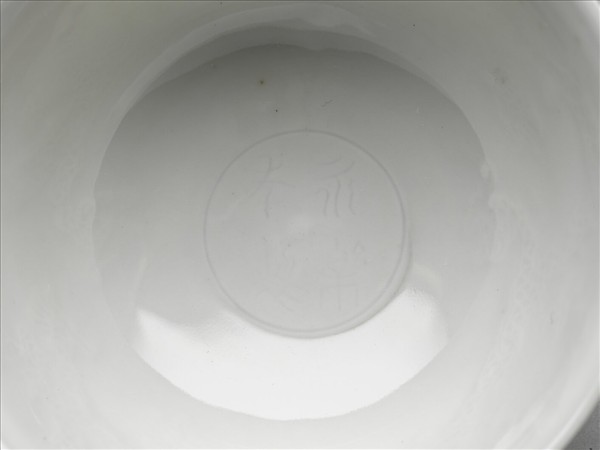 甜白半脫胎雙龍紋碗