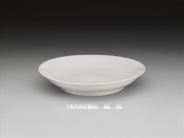 甜白釉盤