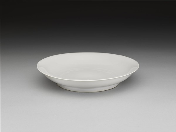 甜白釉盤