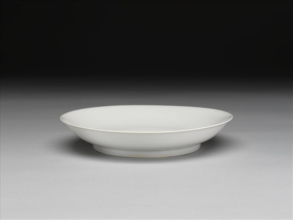 甜白釉盤