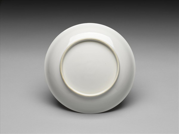 甜白釉盤