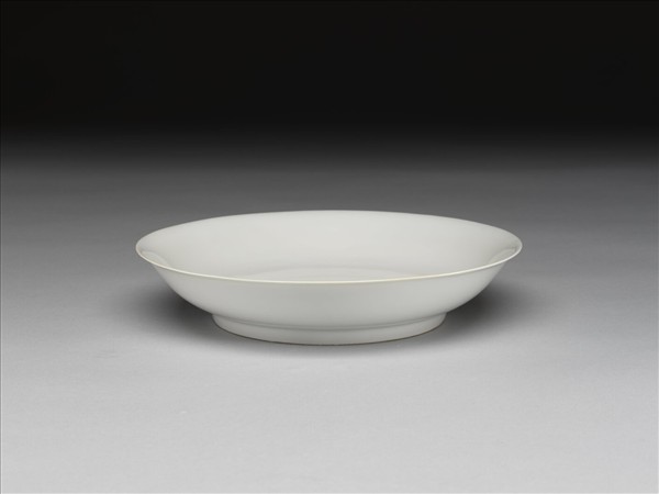 甜白釉盤