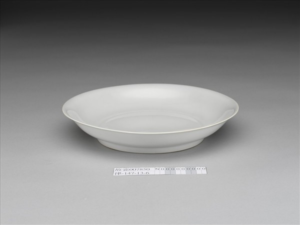 甜白釉盤