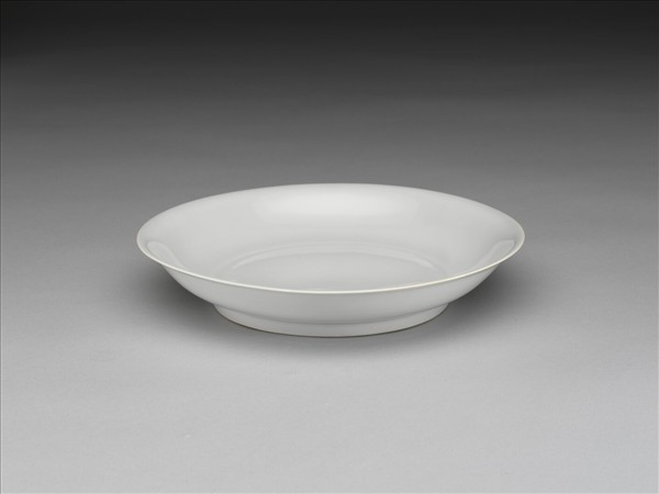 甜白釉盤