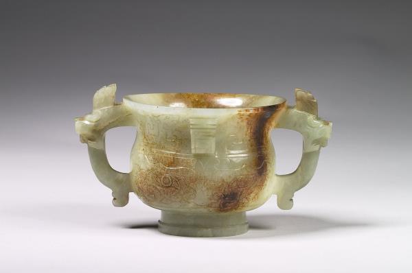 玉獸面紋簋形爐