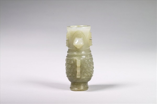 玉乳丁紋⼩瓶