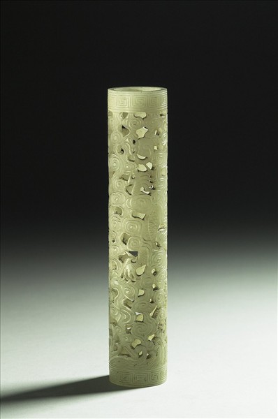 玉雲龍紋鏤空香筒