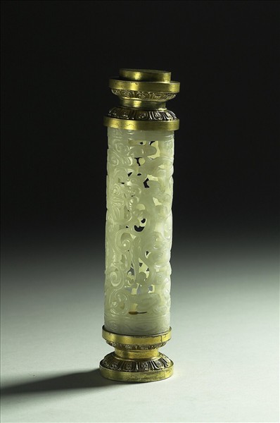 玉龍鳳紋鏤空香筒