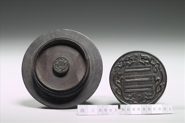 乾卦紋圓形木座