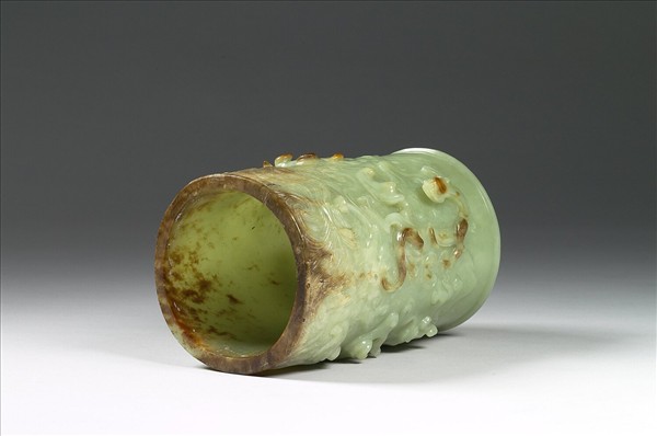 降龍伏虎圖筆筒(玉琮改製)