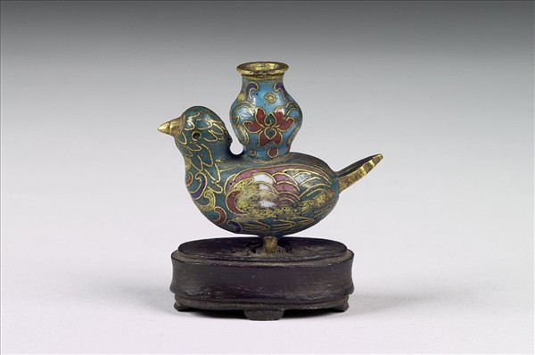 掐絲琺瑯鳥形尊