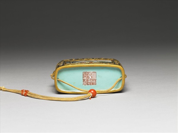 琺瑯彩西洋人物火鐮盒