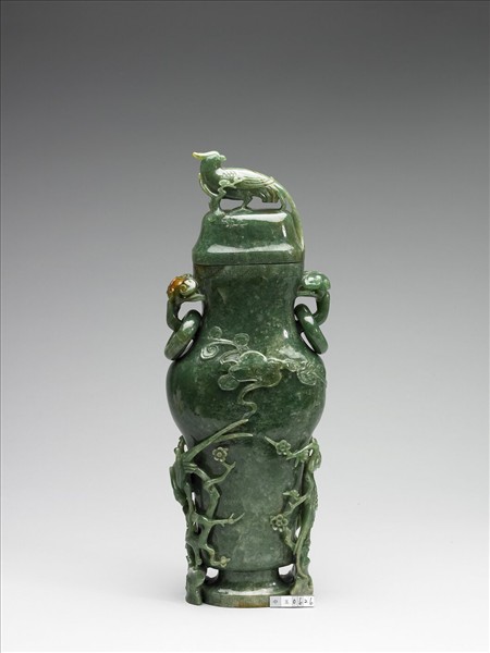 翠玉花鳥瓶