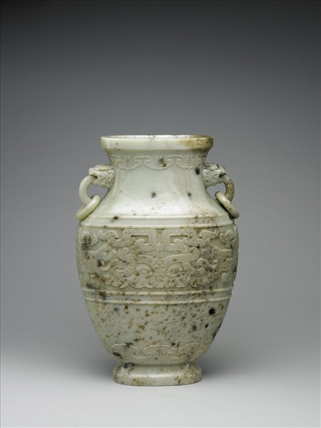 玉獸面紋壺