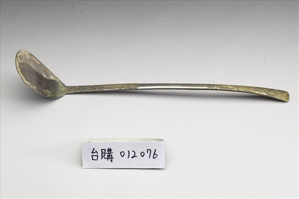 鎏金花葉紋銀匙