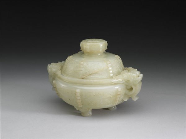 玉獸面紋三足爐