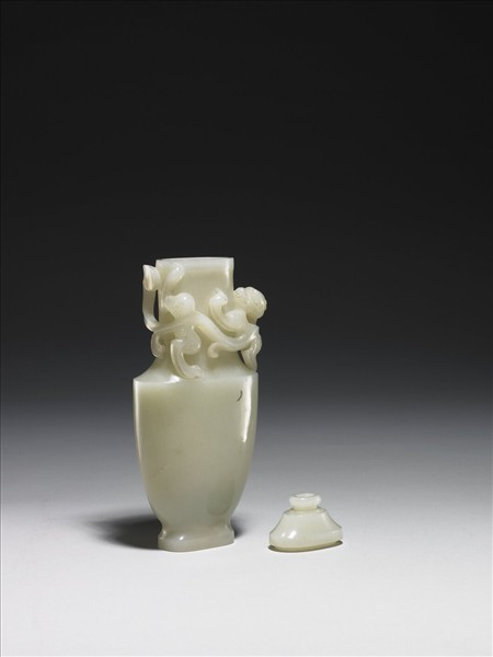 玉螭紋蓋瓶