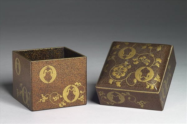 蒔繪團鶴紋漆盒