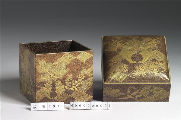 蒔繪四季花卉紋漆盒