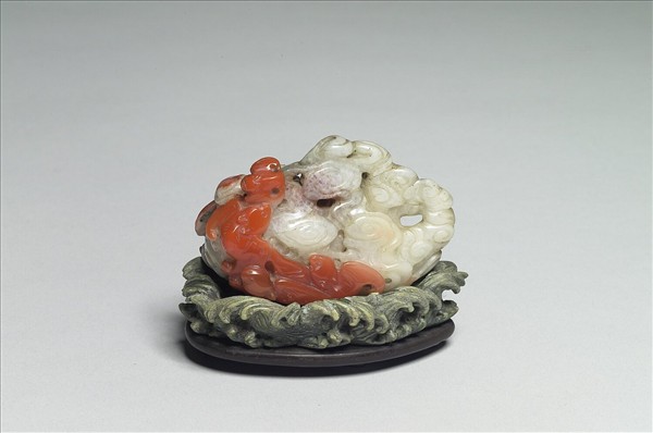 紅玉髓雕雲蝠