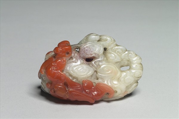 紅玉髓雕雲蝠