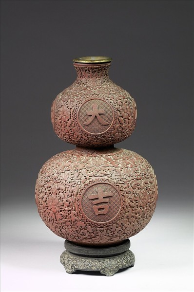 剔紅大吉葫蘆瓶