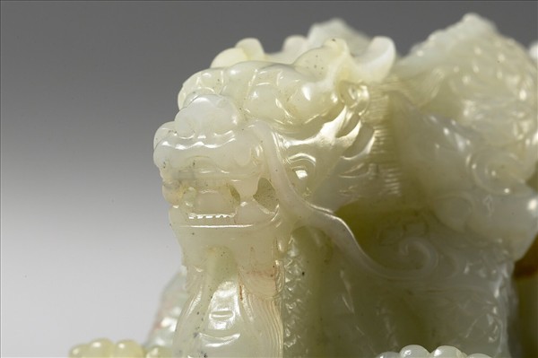 「信天主人」玉印