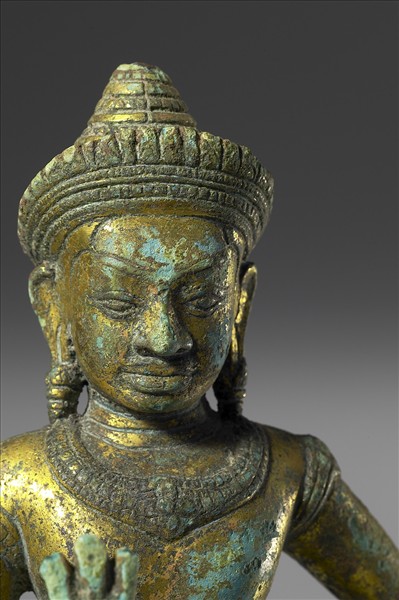 柬埔寨 12-13世紀 青銅鎏金 男神立像，或為濕婆神
