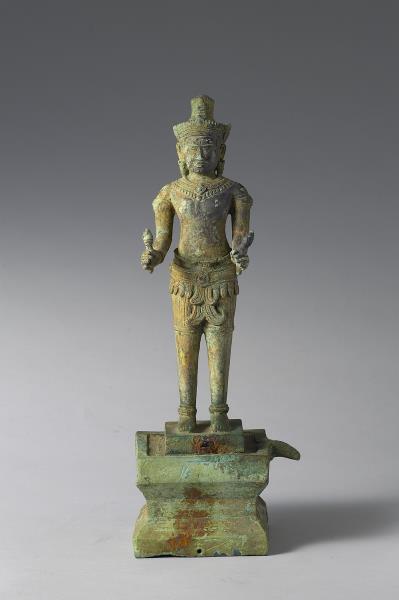 柬埔寨 12-13世紀 青銅鎏金 男神立像，日天或濕婆神