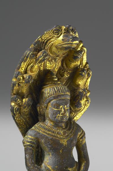 目真璘陀龍王護持釋迦牟尼佛趺坐像